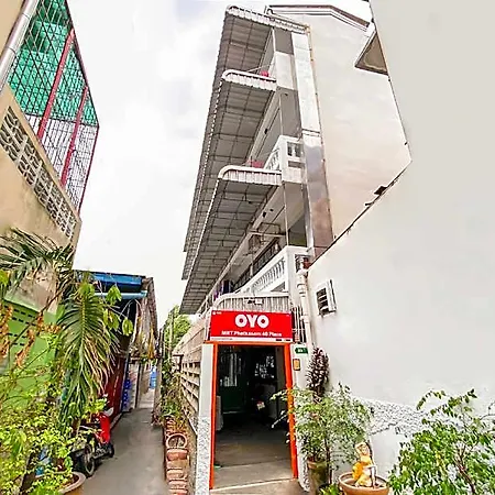 Oyo 525 Mrt Phetkasem 48/1 Place